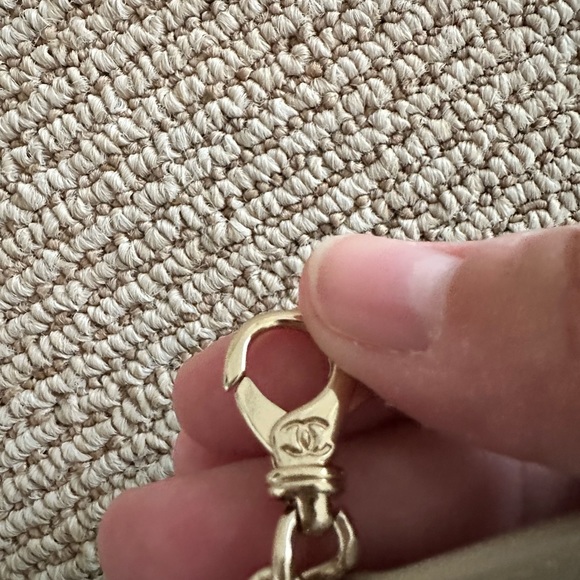 Chanel tweed pouch - Picture 3 of 8